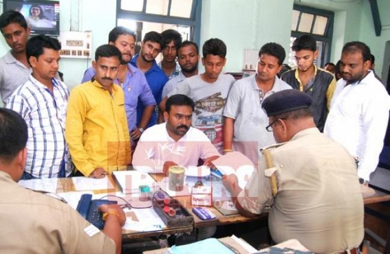 Lonely PCC Chief Birajit Sinha cries over vehicle taken away by Ex Cong. MLA Dibakar Hrangkhawal Lonely PCC Chief Birajit Sinha cries over vehicle taken away by Ex Cong. MLA Dibakar Hrangkhawal